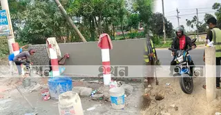 ঢাকা-চট্টগ্রাম মহাসড়কের অবৈধ ইউটার্ন বন্ধে সওজের দেয়াল নির্মাণ